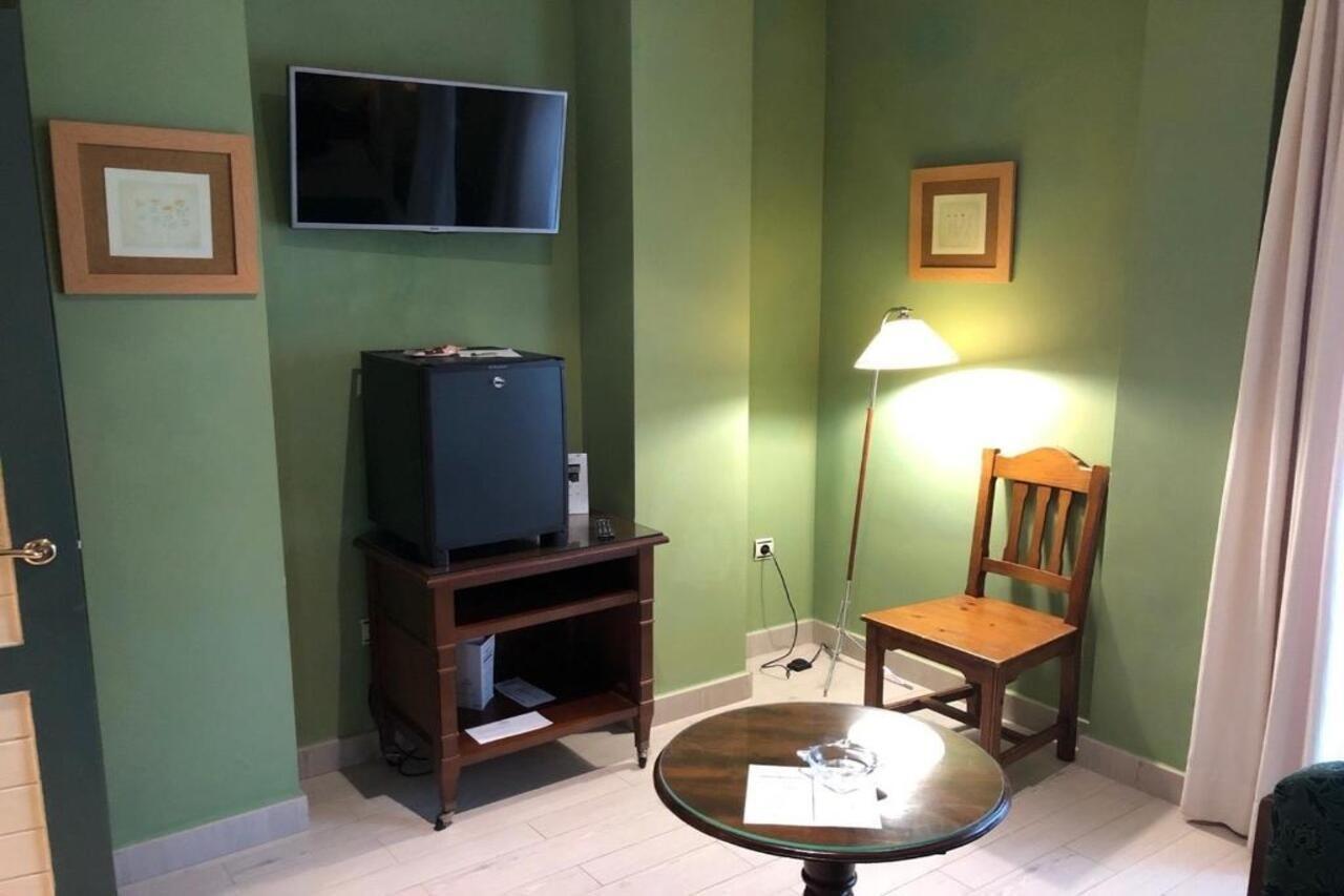 Hotel Soho Boutique Vistahermosa Эль-Пуэрто-де-Санта-Мария Экстерьер фото