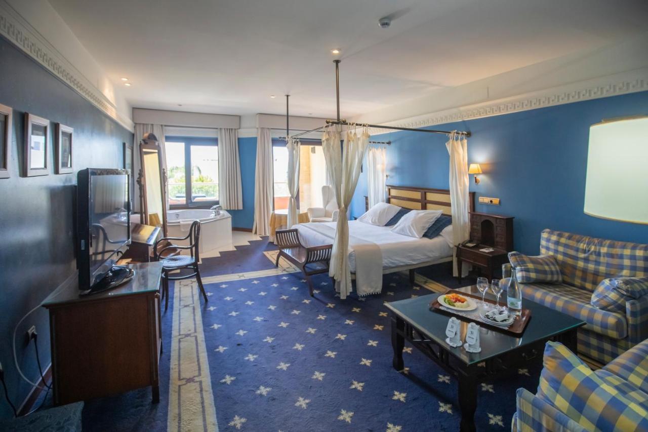 Hotel Soho Boutique Vistahermosa Эль-Пуэрто-де-Санта-Мария Экстерьер фото