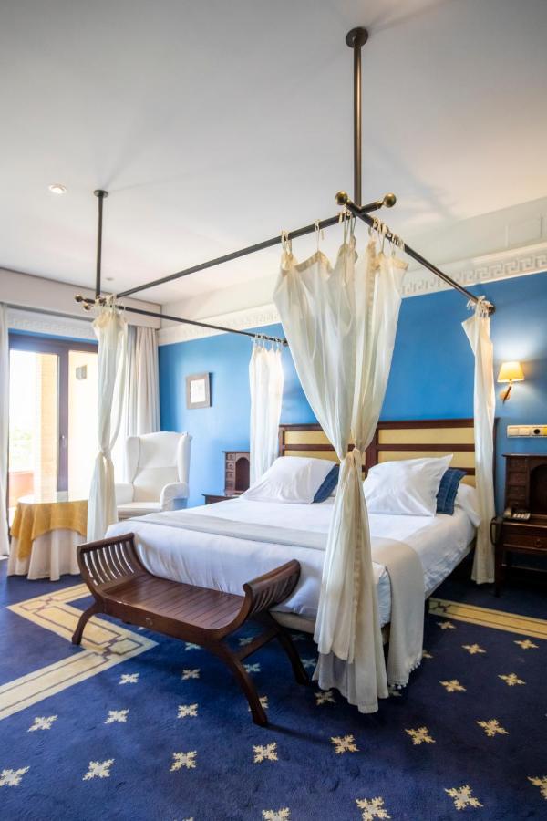 Hotel Soho Boutique Vistahermosa Эль-Пуэрто-де-Санта-Мария Экстерьер фото
