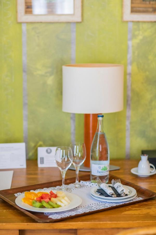 Hotel Soho Boutique Vistahermosa Эль-Пуэрто-де-Санта-Мария Экстерьер фото