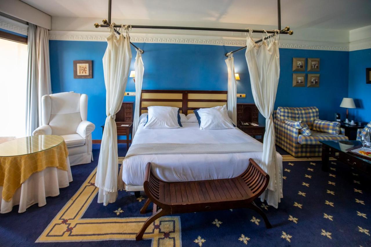 Hotel Soho Boutique Vistahermosa Эль-Пуэрто-де-Санта-Мария Экстерьер фото