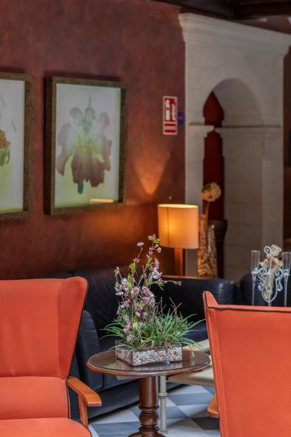 Hotel Soho Boutique Vistahermosa Эль-Пуэрто-де-Санта-Мария Экстерьер фото