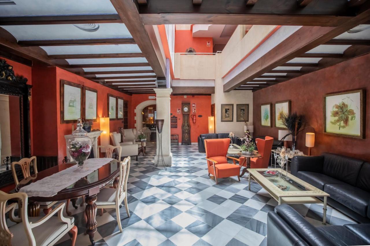 Hotel Soho Boutique Vistahermosa Эль-Пуэрто-де-Санта-Мария Экстерьер фото