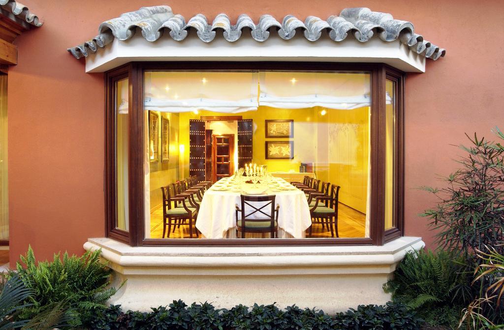 Hotel Soho Boutique Vistahermosa Эль-Пуэрто-де-Санта-Мария Экстерьер фото